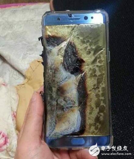Samsung Note 7 charging explosion case, the baby looked at the phone panic!