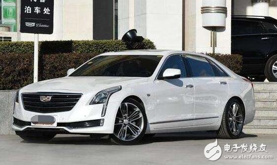 Cadillac CT6 is bigger than BMW 7 and the rear wheel actively turns, down 90,000