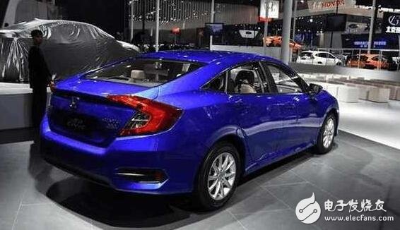 The new Dongfeng Guangben Civic is equipped with a 1.0T turbocharged engine, and it is also "powerful".