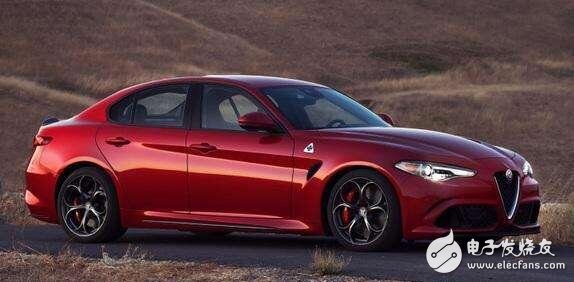 2017 Alfa Romeo Giulia, competitive BMW 3 Series and Audi A5