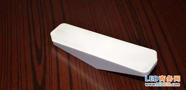 RND L03 seesaw smart light experience evaluation: switch light body integration