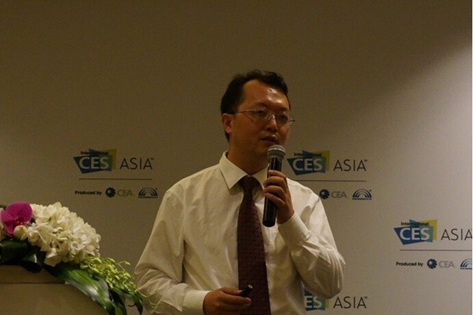 He Junjun, deputy general manager of Platform Operation Department of China Mobile Internet of Things Company