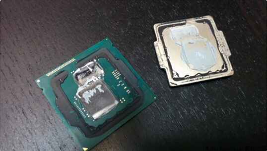 Intel Broadwell also opened: still old silicone grease
