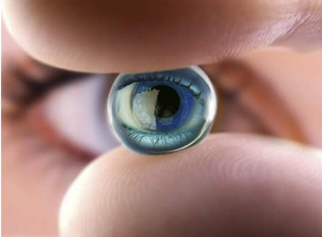 Japan develops smart contact lenses