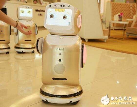 Rumor has it that Baolili Dabao robot is equipped with McLaren and can navigate autonomously.