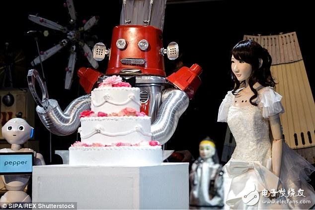 Wonderful is everywhere! The robot can also get married.