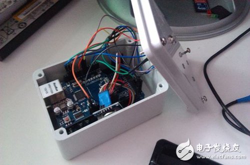 Use the Arduino development board DIY an attendance recorder