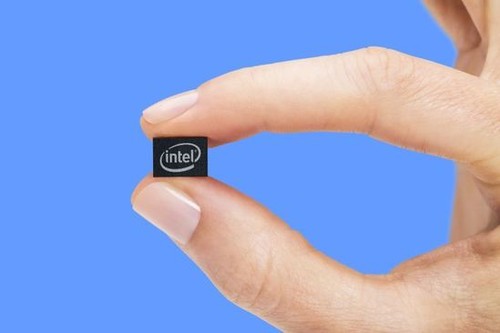 Intel Curie wearable module (picture taken from netease)