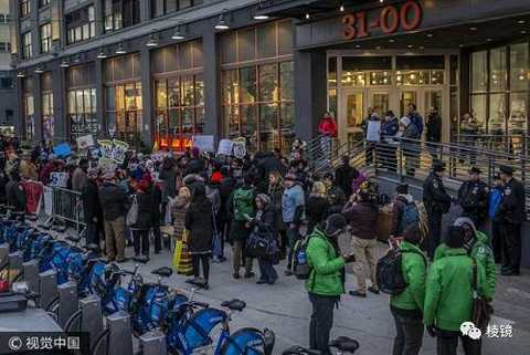 Uber's culture is conservatively controversial. The American people protested in front of the Uber headquarters and launched the "Remove Uber" campaign on social media.