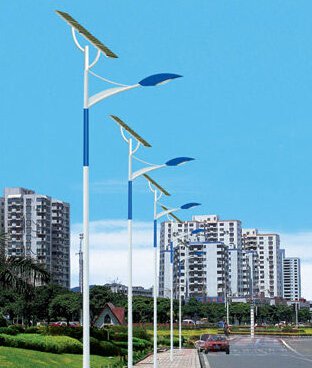 What is the standard of street lamp poles?