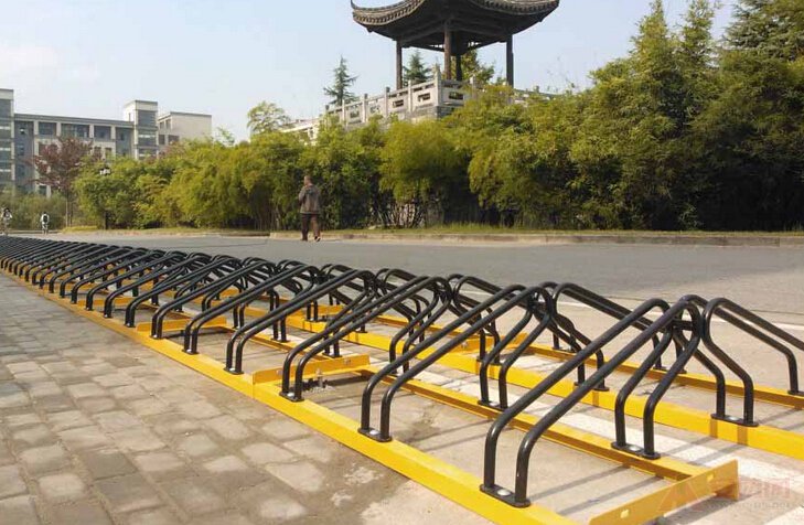 Bicycle parking rack standard