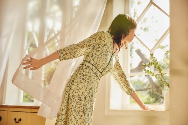 YIFINIç¢Žè£‚çº¹ï¼šå°½æ˜¾å¤æœ´å†°è£‚ä¹‹ç¾Ž