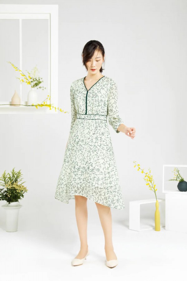 YIFINIç¢Žè£‚çº¹ï¼šå°½æ˜¾å¤æœ´å†°è£‚ä¹‹ç¾Ž
