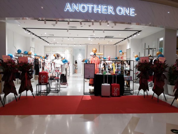 çƒ­çƒˆç¥è´ºANOTHER ONEç æµ·åŽå‘å•†éƒ½åº—æ­£å¼å¼€ä¸šï¼ç”Ÿæ„å…´éš†ï¼