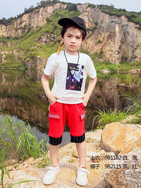 çš®è‚¤ç™½çš„ç”·ç”Ÿç©¿ä»€ä¹ˆé¢œè‰²Tæ¤å¥½ çš®è‚¤ç™½çš„äººé€‚åˆç©¿ä»€ä¹ˆé¢œè‰²