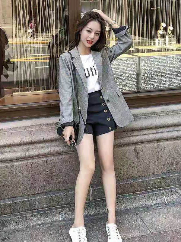 ç§‹å­£æµè¡Œçš„å¤–å¥—  å®æ´›èŽŽå¸¦ä½ äº†è§£ç§‹çš„é­…åŠ›