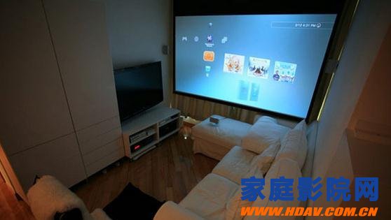 4 points for small family to build a home theater