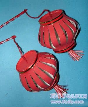 A variety of lanterns handmade works to enjoy