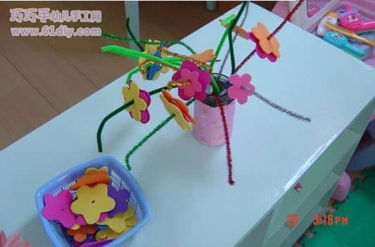 Decorative vase making