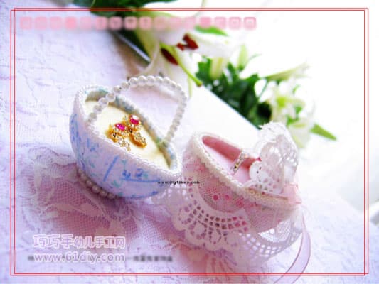 Eggshell small flower basket 1