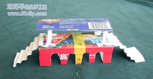 Waste cartons handmade - bridge