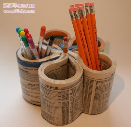 Waste utilization - pen holder made in old books