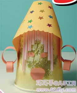 8. Decorate the hat with a colored five-pointed star, and the head of a minority girl appears in front of you. Put it on your desk as an ornament!