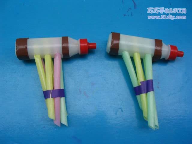 Straw, plastic bottle making toy gun