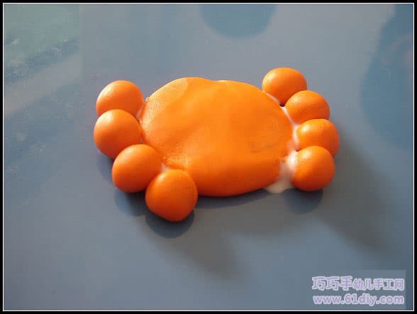 Plasticine making small crab illustration