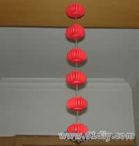 Cap making lantern