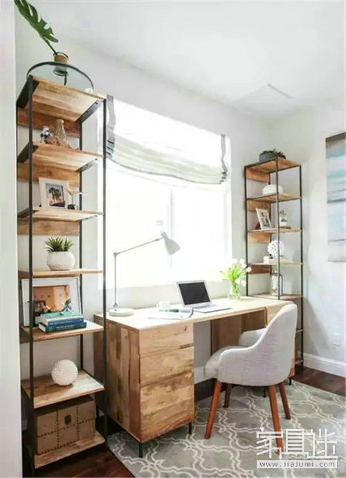 Quaint log desk