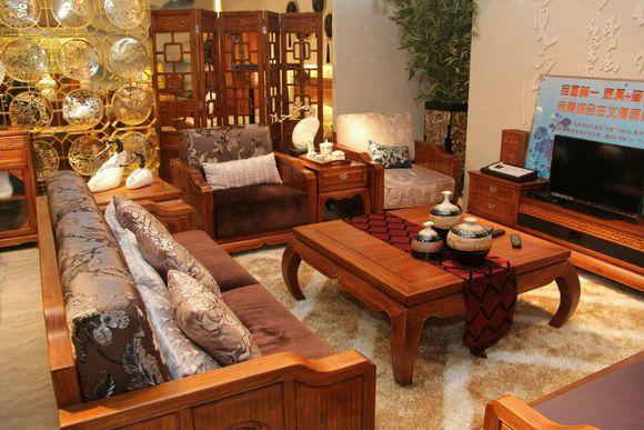 How to choose solid wood furniture? The teacherâ€™s words made me realize!