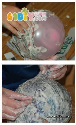 Balloon making pumpkin lantern