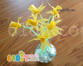 Straw paper flower handmade