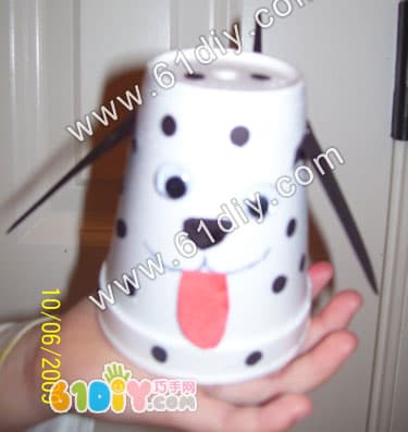 Paper cup puppy making