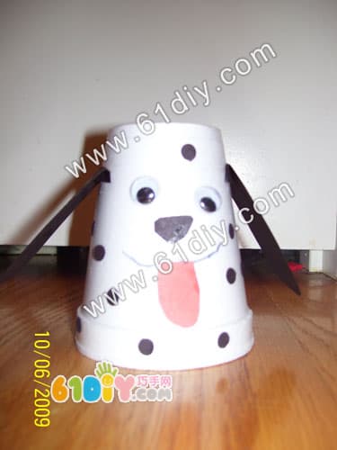 Paper cup puppy making