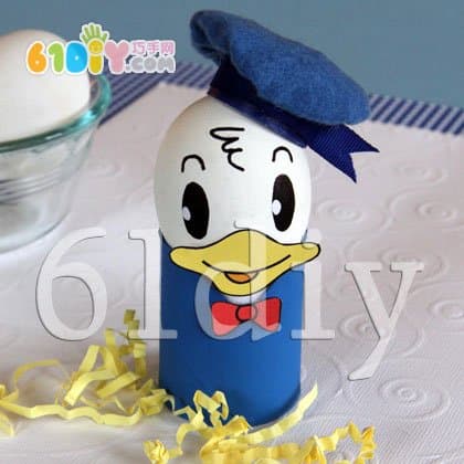 Paper core tube eggshell making Donald Duck