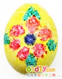 Easter Egg Handmade - Crayons