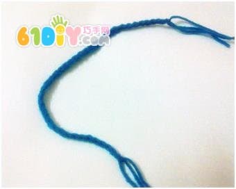 Wool Bracelet Weaving Tutorial