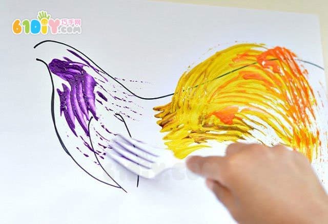 Child creative painting fork painting big cock