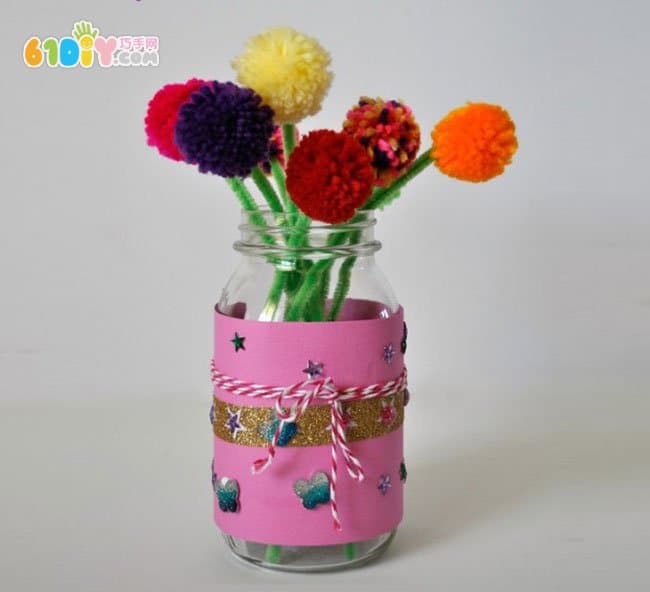 March 8th gift making beautiful wool ball vase