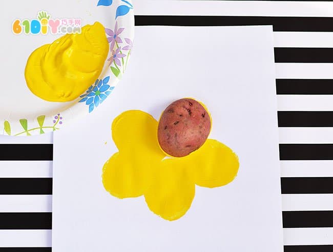 Handmade daffodils for women's day