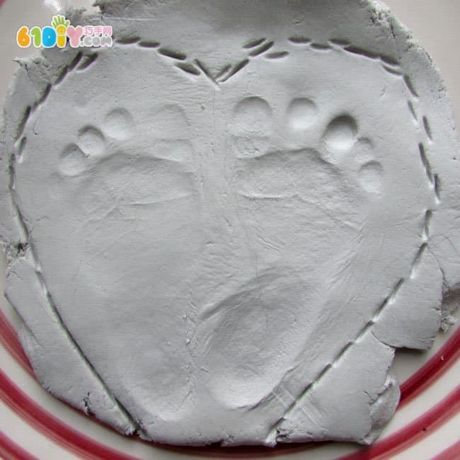 Mother's Day handmade gifts clay footprints love ornaments