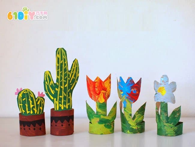 Roll of paper tube creatively made tulip flowers and cactus