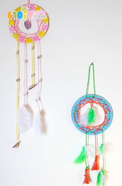 Waste cardboard making beautiful dream catcher