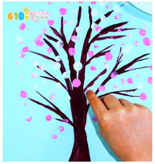 Children's drawing tutorial Fingerprint painting peach tree