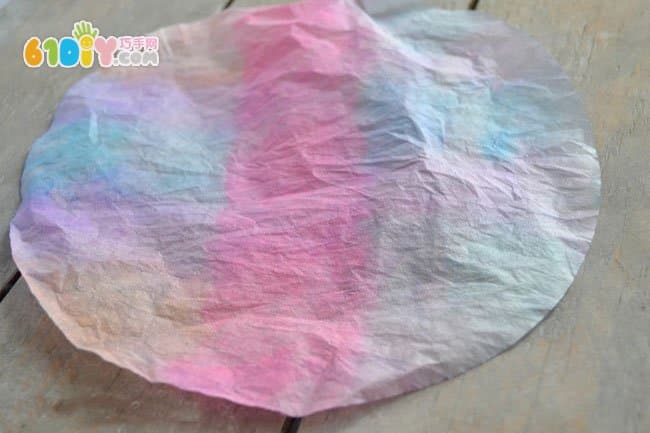 Coffee filter paper and wooden clip DIY making butterfly