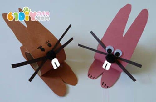 Roll paper tube making easter cute rabbit napkin ring leg