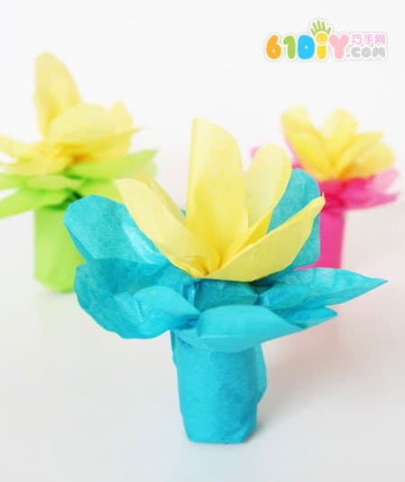 How to make simple Mother's Day handmade flowers for children