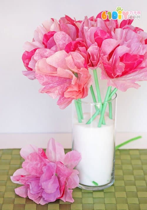 Children's handmade bouquets for mothers